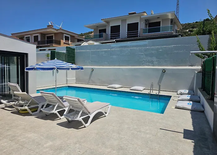 Jasmin فيلة Çeşme